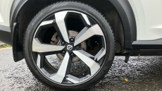 Nissan Juke 1.0 DiG-T N-Connecta 5dr Petrol Hatchback